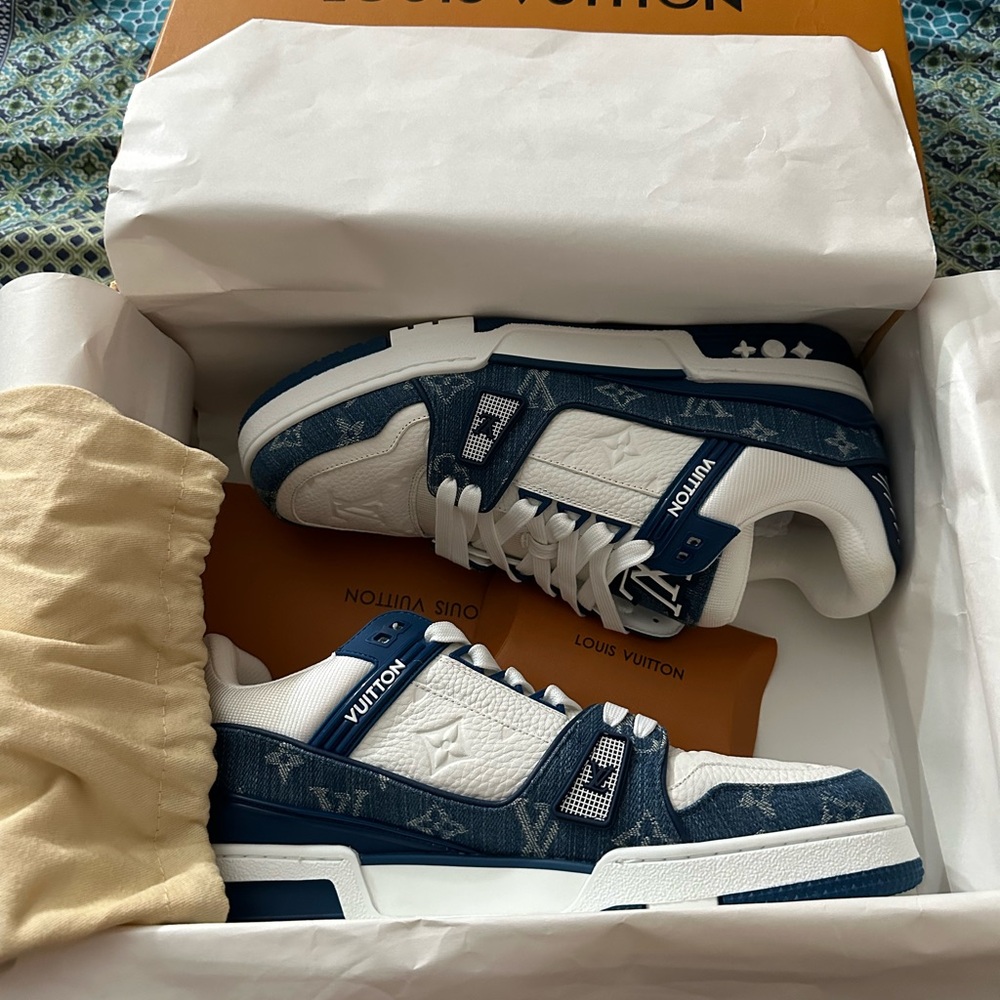 LV Trainer Sneaker